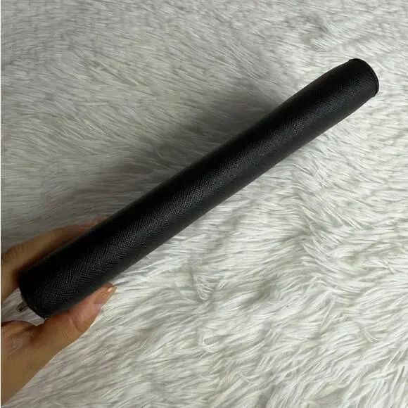 Michael Kors Black Zip Around Wallet - Picture 3 of 9